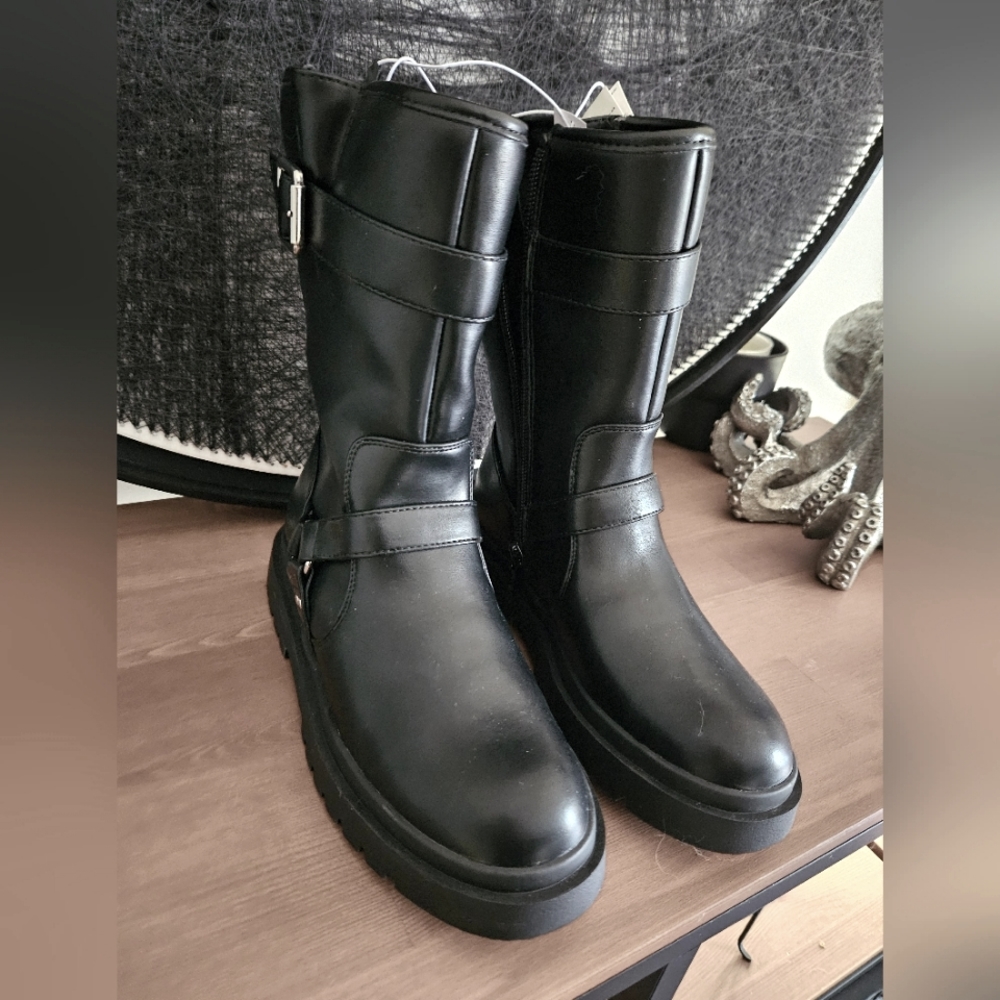 NWT Girls Size 5 Gap Moto Boots